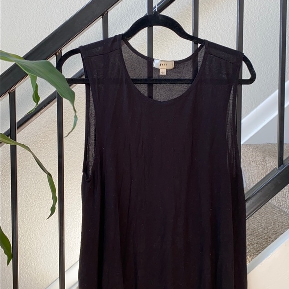 Black Swing “muscle tee” Dress - Picture 2 of 3